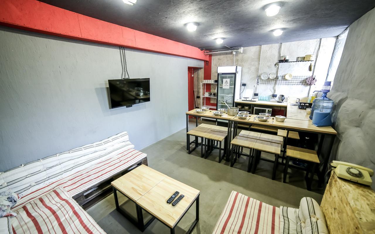 Lviv Loft Prison Hostel Εξωτερικό φωτογραφία